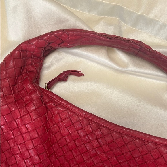 Bottega Veneta vintage red Woven Leather Hobo Bag - Picture 2 of 16